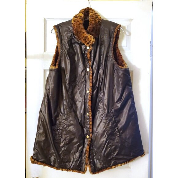 REVERSIBLE WOMENS VEST COAT JACKET FAUX FUR NWOT - Picture 6 of 8